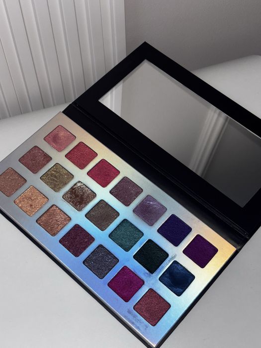 MUP – Electric Mousse Palette
