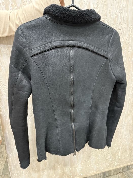 Яке от агнешка кожа