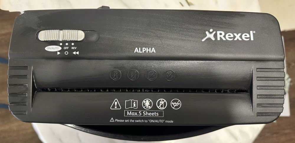 Продам шредер Rexel Alpha (уничтожитель документов)