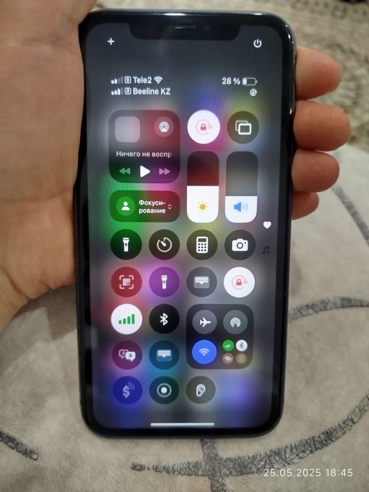 IPhone 11 в отличном состоянии