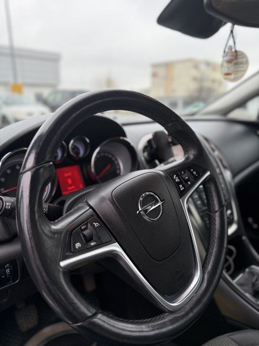 VAND OPEL ASTRA J 2012-1.4 Benzina