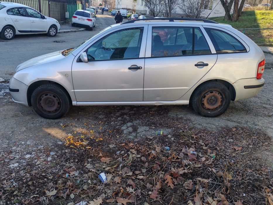 Skoda Fabia 1.2 (direct și unic proprietar de nouă)