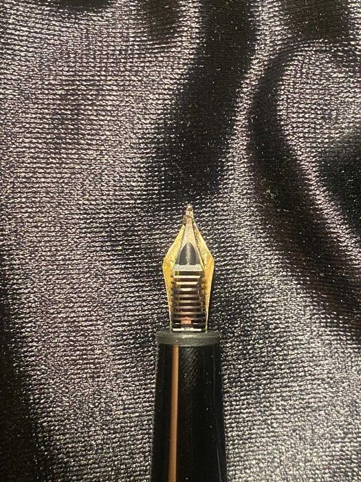 Stilou Montblanc Meisterstuck Solitaire 144 negru 14K