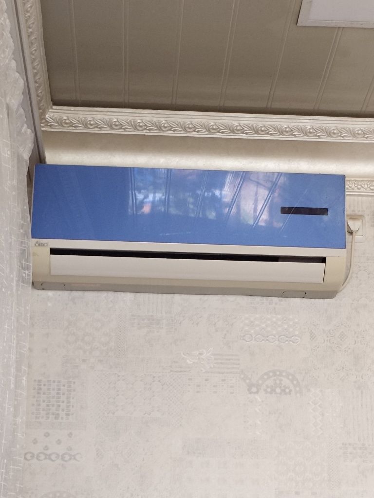 Kondisioner Midea 18tali Sino 12tali b/u sotiladi