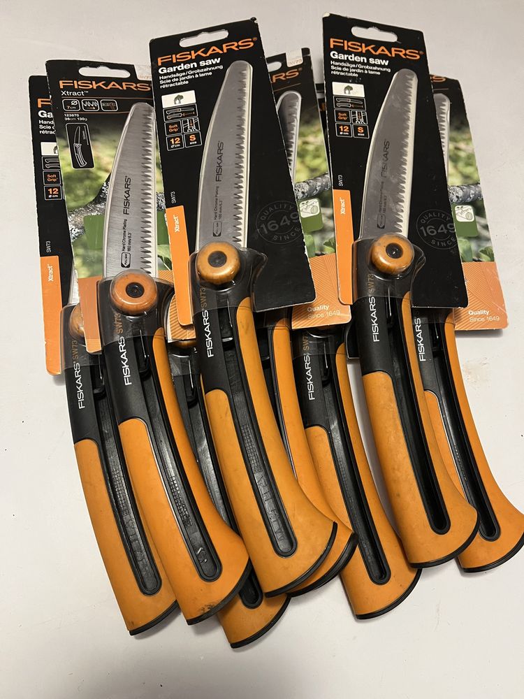 Fierastrau Fiskars retractabil