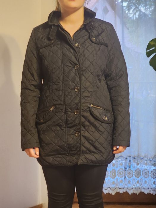 Vand geaca neagra groasa