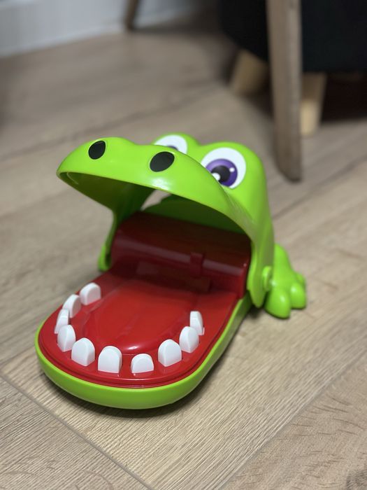 Крокодил дантист Hasbro