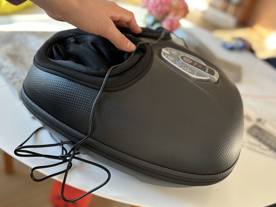 Aparat masaj picioare