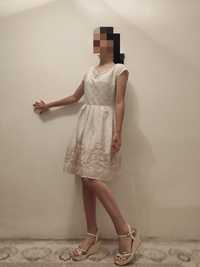 Платье Белова цвета