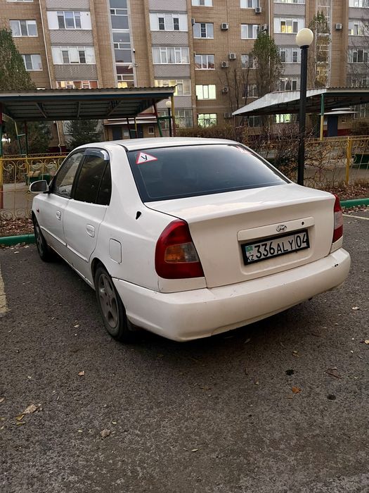 Хендай акцент тагаз