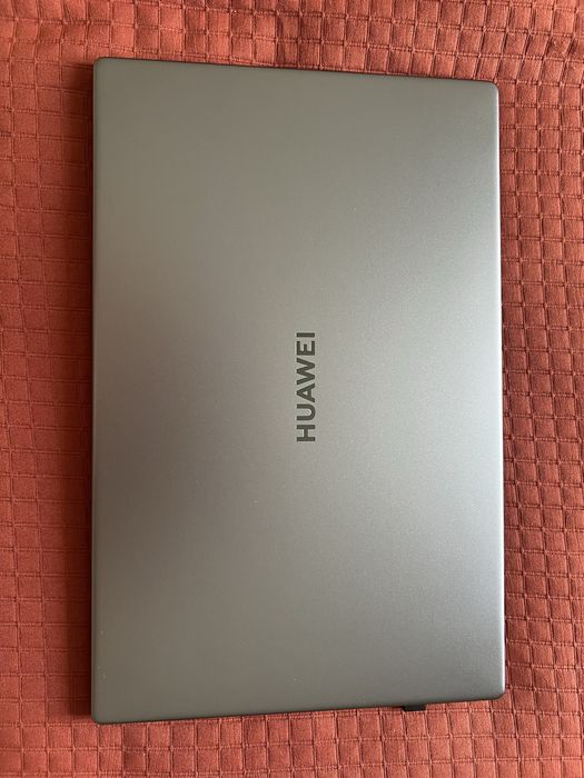 Ноутбук Huawei matebook D15