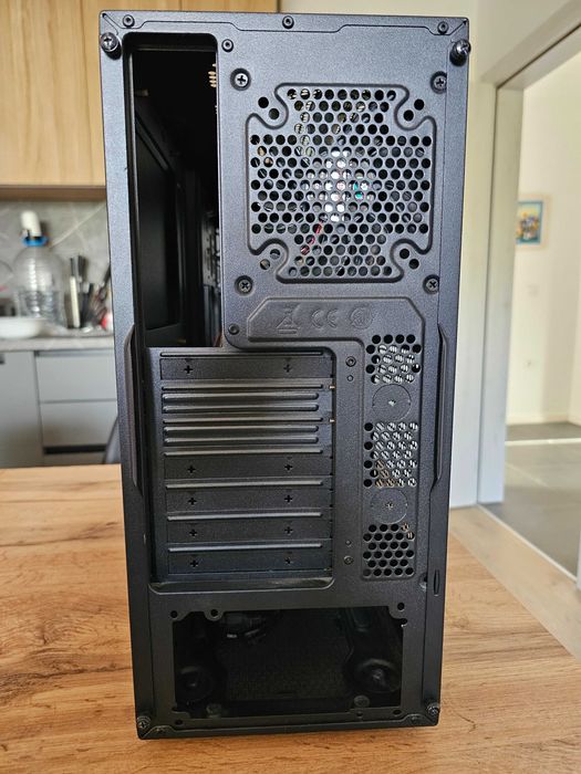 Сървърна кутия | 8xHDD 3.5 | Cooler Master N300 | Server Computer Case