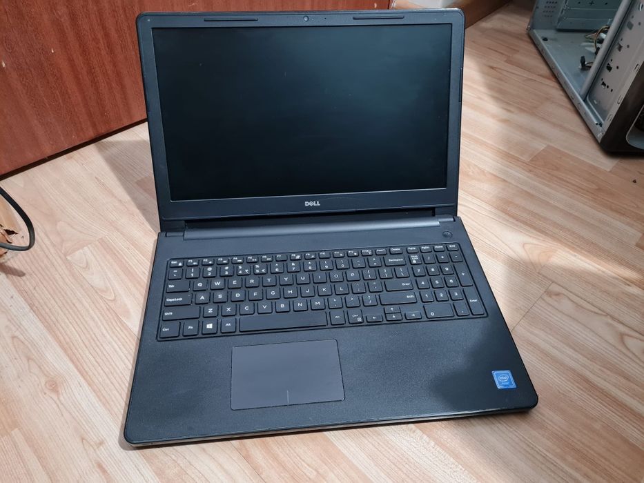 Laptop Dell  8gb , SSD 240gb