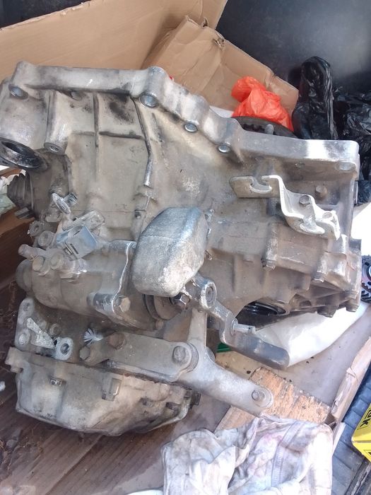 Скоростна кутия РАВ4 2007 г бензин ръчна