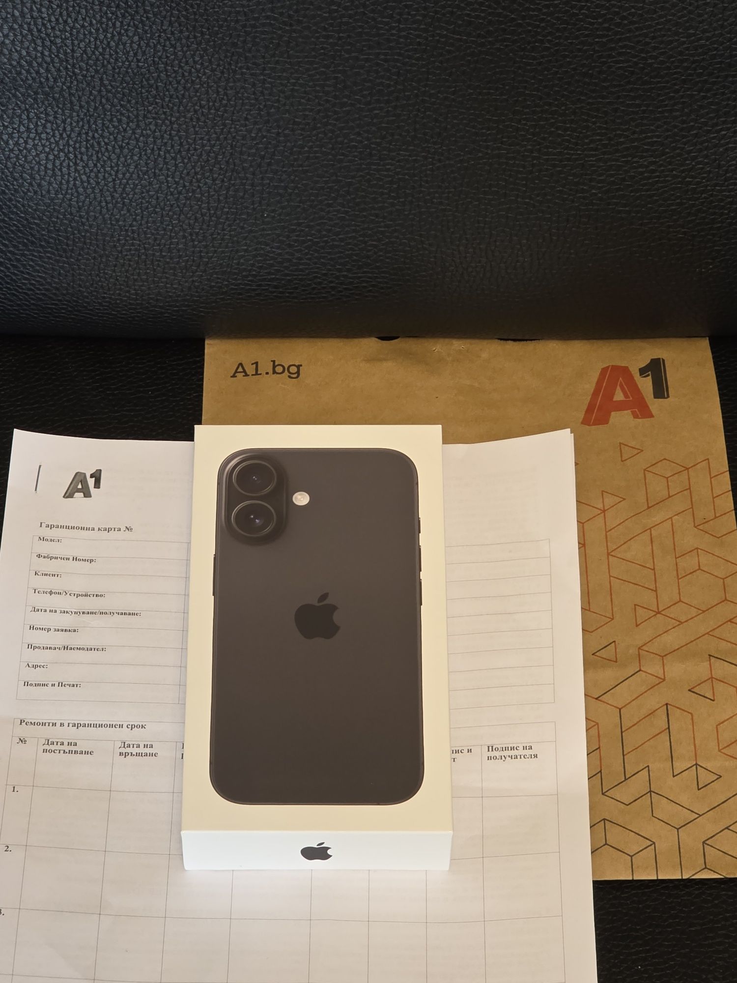 ЗАПЕЧАТАН 128GB iPhone 16 А1 Гаранция 2027 Black / Черен