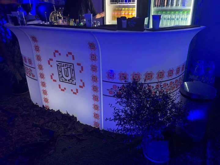 Cocktail bar iluminat interior cu LED rgbw, telecomanda, bar luminos