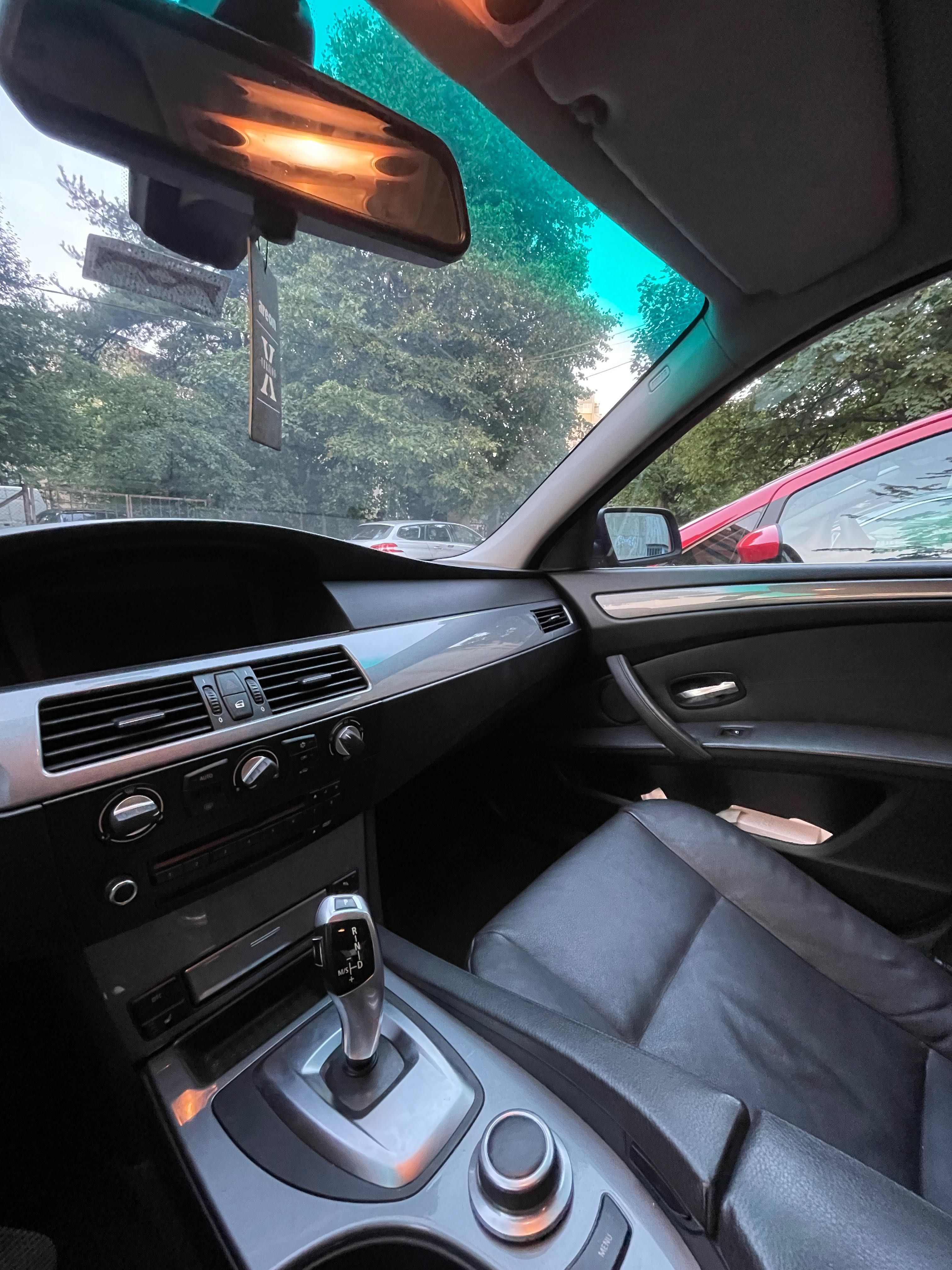 БМВ 520д 2009 LCI