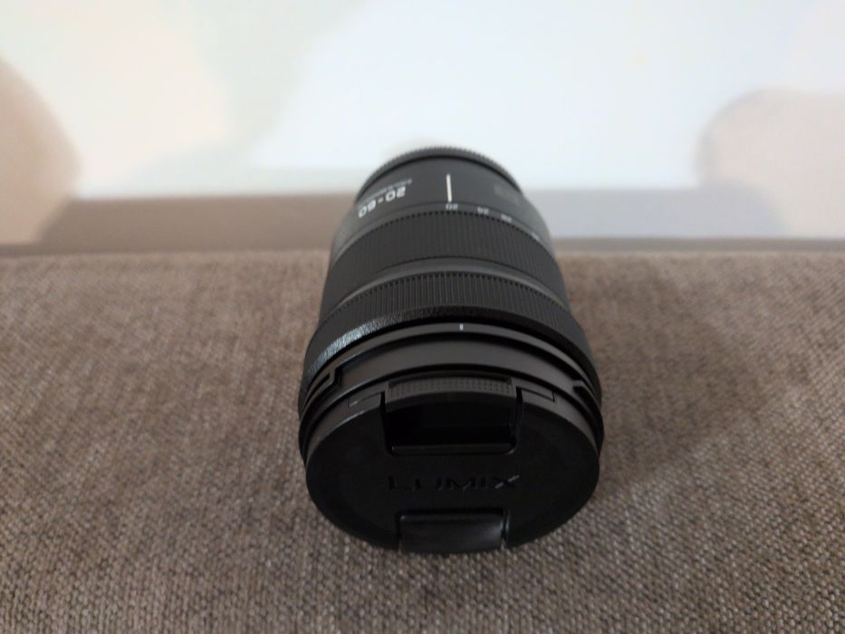 Obiectiv Panasonic 20-60mm f/3.5-5.6 | NOU