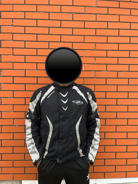 Продам мото-куртку