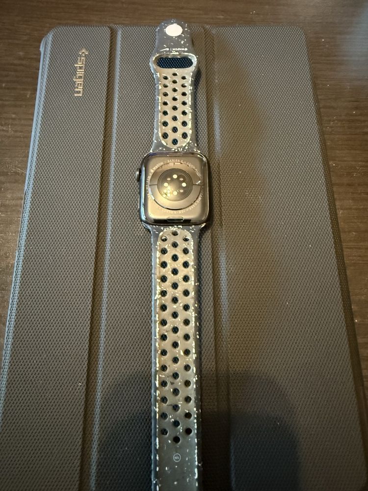 Смарт часовник Apple - Watch S9, Cellular 45mm