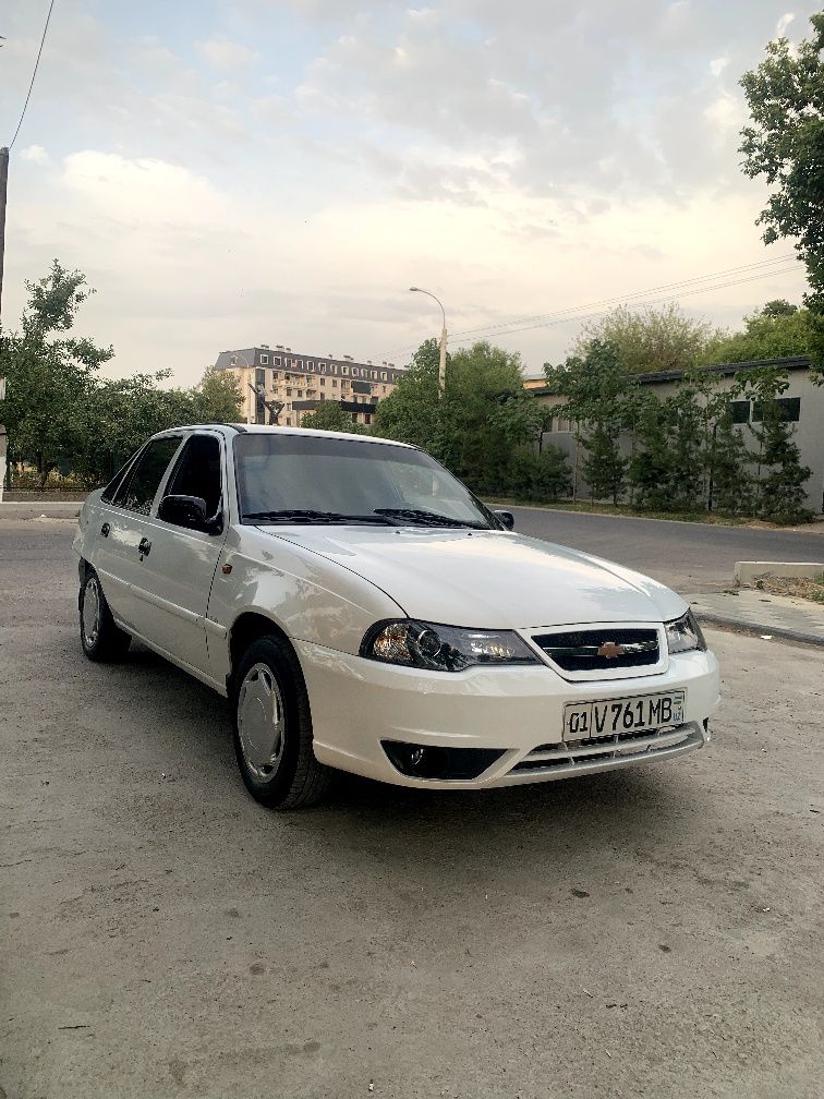 Nexia 2 sotiladi srocna