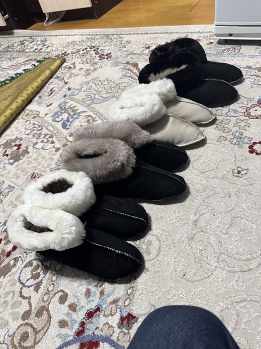 меховые чуни и меховые жилетки