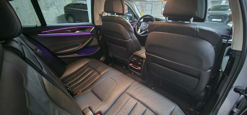 BMW 520d xDrive Head-up, 360 камери