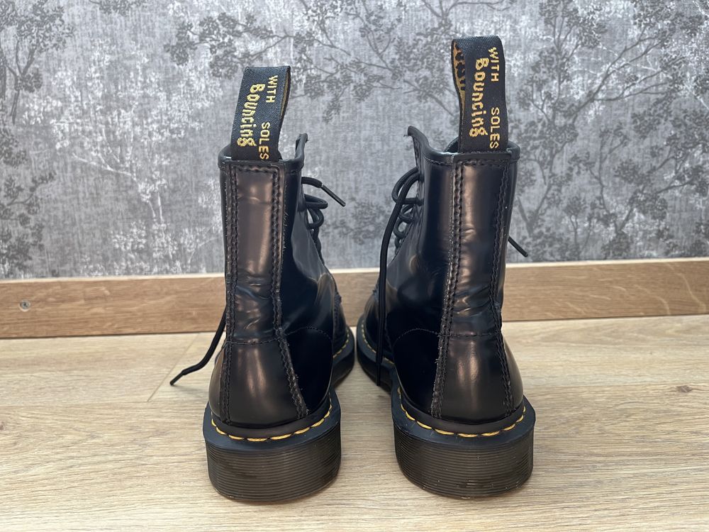 Кубинки Dr. Martens