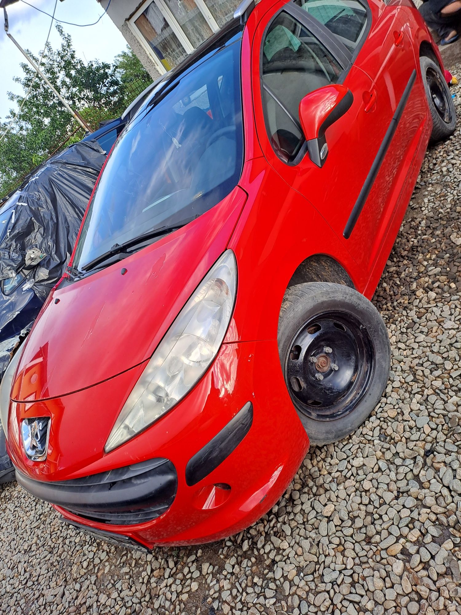 Fata completa Peugeot 207 1.6 HDI

- bara fata completa
- faruri
- ari