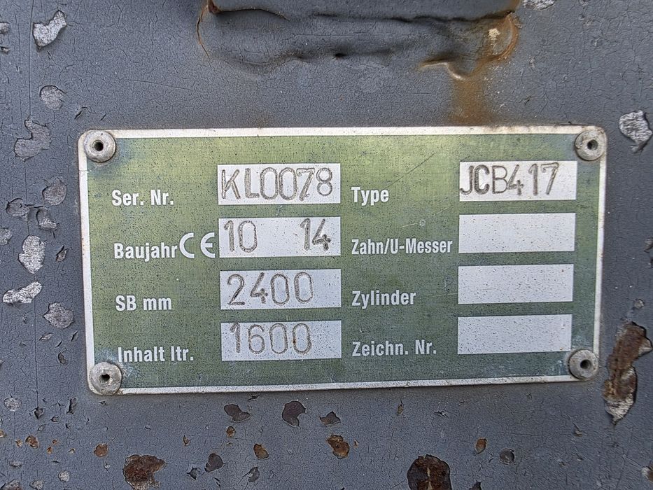 Cupa multifuncțională Buldoexcavator Vola