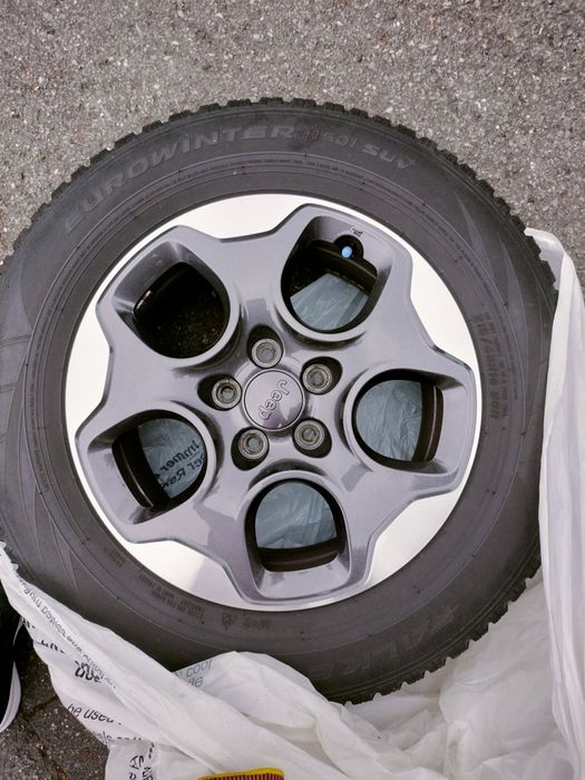 Jante Jeep 215/65/R16 / 98H SUV