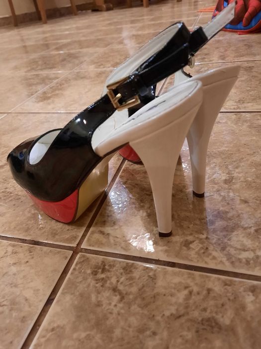 sandale Jennika negre 39