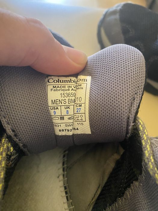 Vind adidasi columbia marimea 42