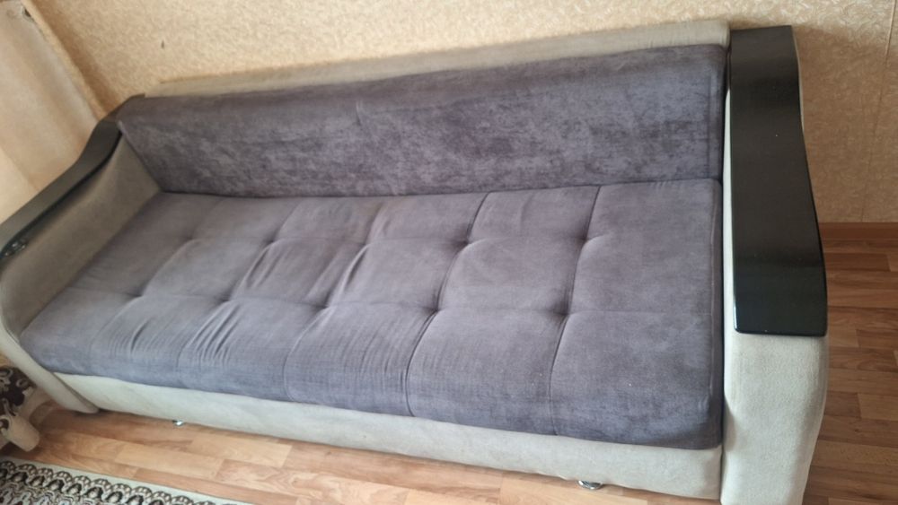 Продам диван-тахту ,еврокнижка
