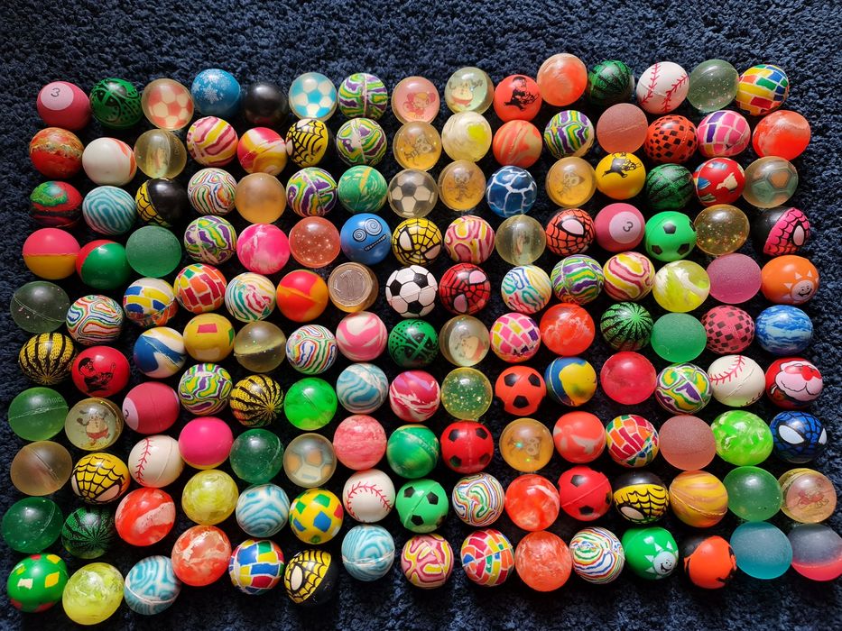 Гумени топчета, малки и големи