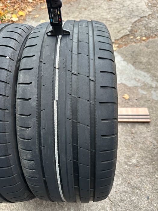 2бр. летни гуми 235/45/19 Nokian PowerProof