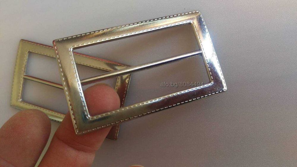 Мъниста, пайети, кристали и друго за ръкоделие