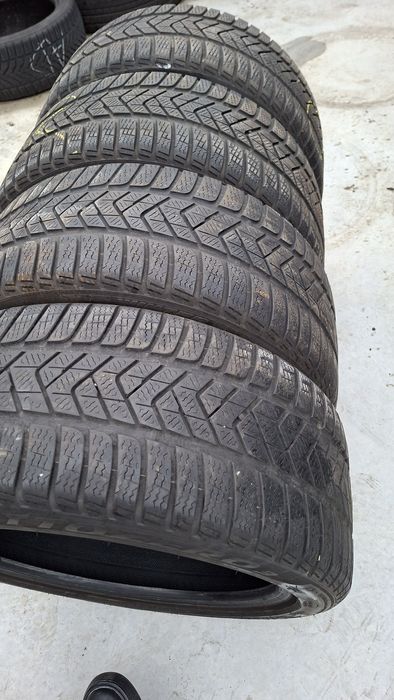 Set 245 40 R18 Pirelli iarna M+S cauciucuri anavelope ms 18