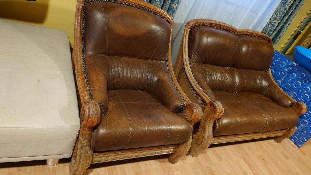 Vând Pat Piele 100% Și Foltoliu