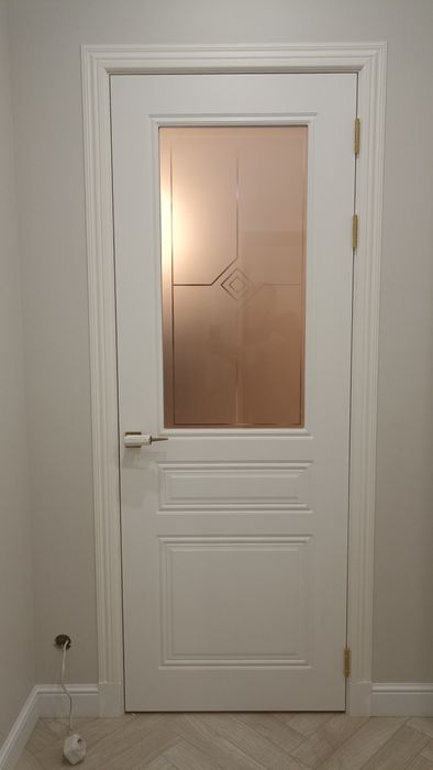 Установка межкомнатных дверей