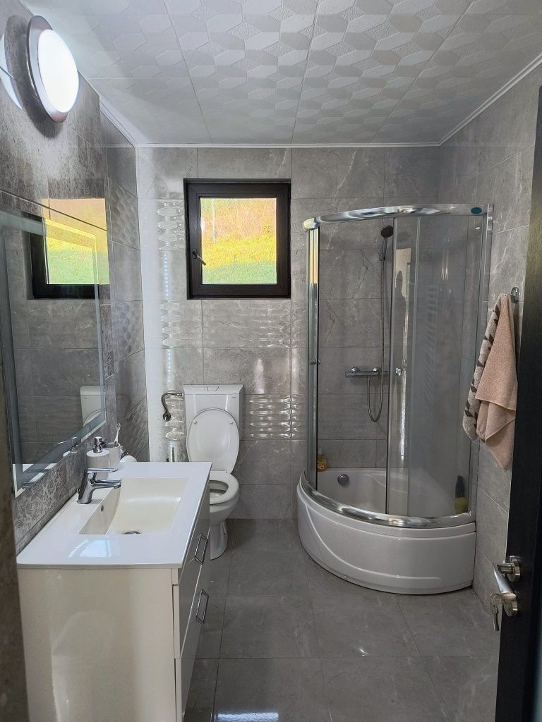 De vanzare casa cu 2,7 ha teren intravilan in Sovata