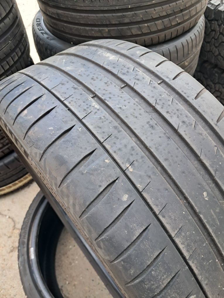1XAnvelopa second vara 245 35 ZR20 Michelin