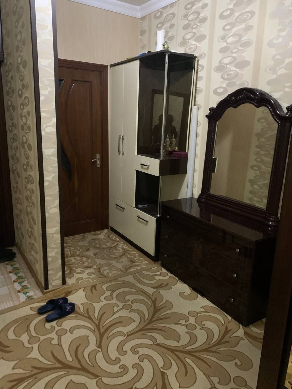 Юнусабад 2кв Аренда 2/1/4 разд/кон