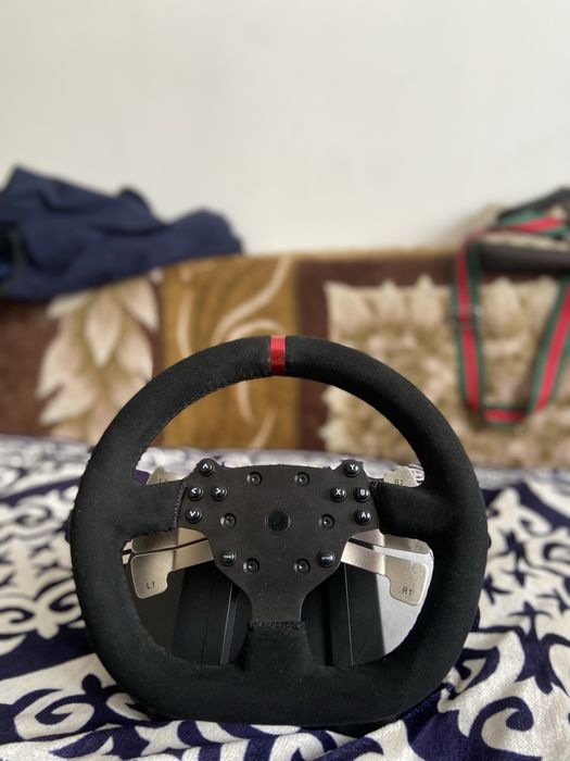 Продам играваой руль