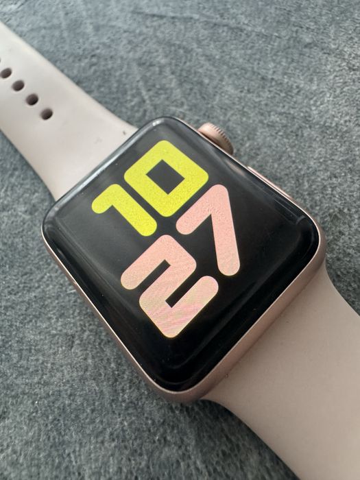 Apple watch 3 38mm gold