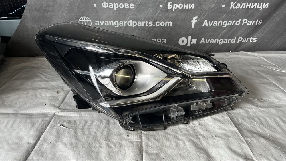 2 броя десен фар Toyota Yaris 3 2017-