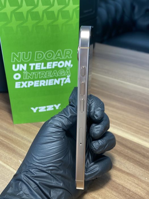 iPhone 16 Pro / 256 GB / Sănătate baterie 92% / Ca nou
