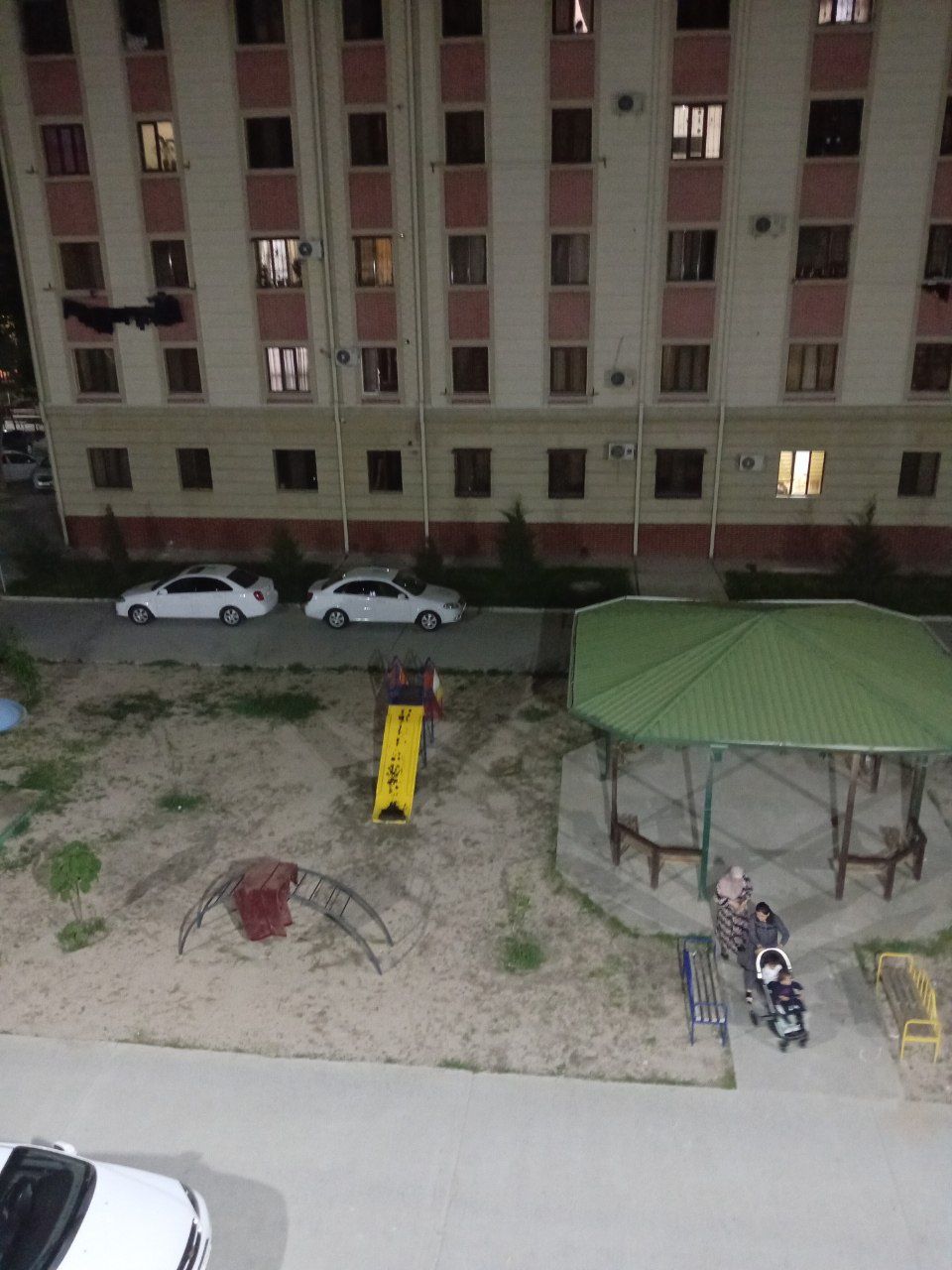 Сдается 4 ком. кв. в г.Самарканд
