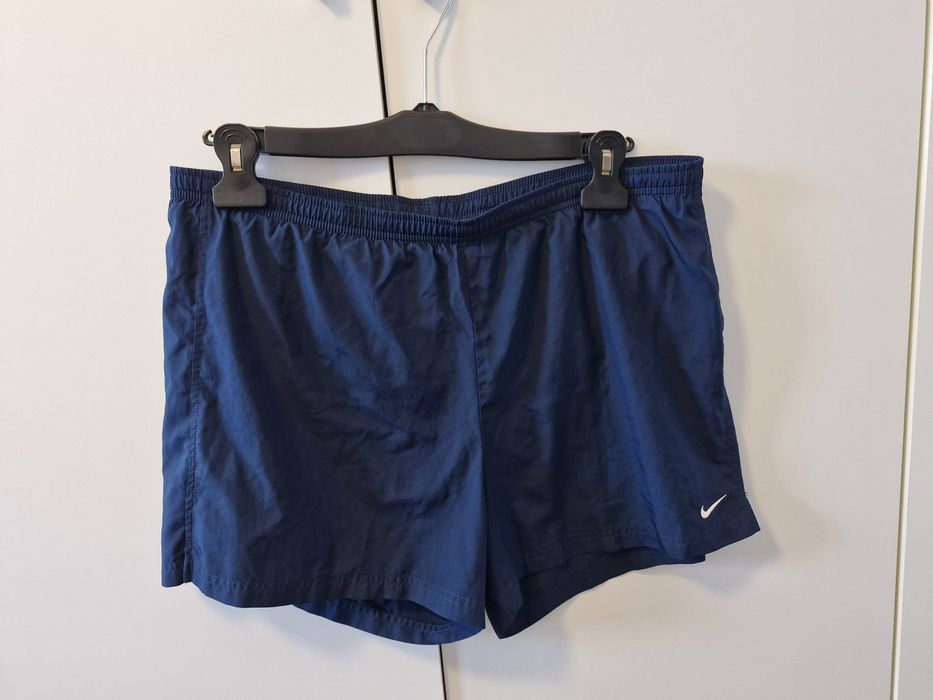 Pantaloni scurti Nike L