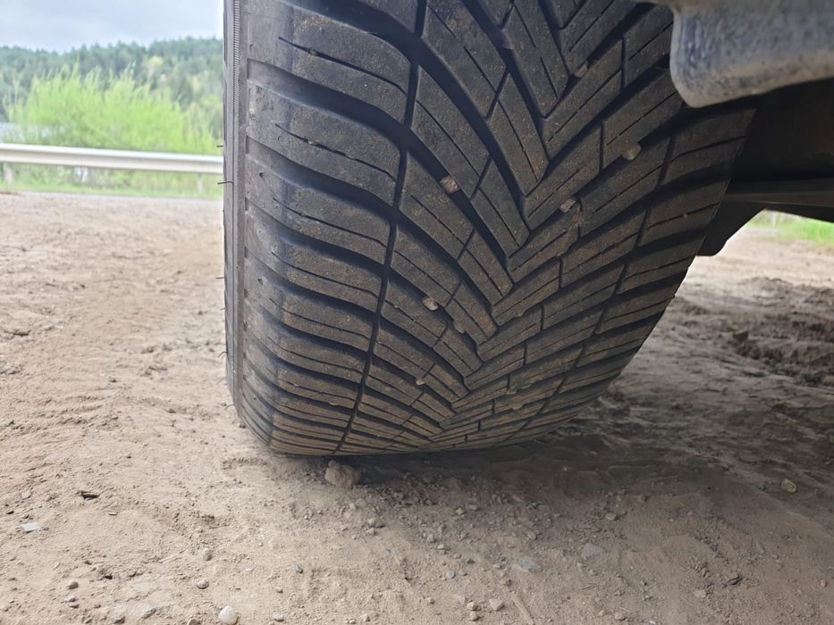 Jante laguna 2 cu cauciucuri in stare perfecta